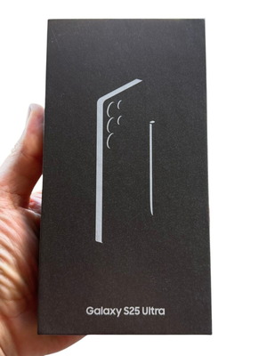 Samsung Galaxy S25 Ultra Titanium Black smartphone new, 12GB RAM, 256GB