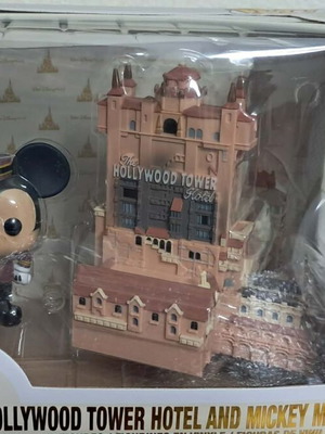 Funko Pop Mickey Mouse Hollywood Tower Hotel new