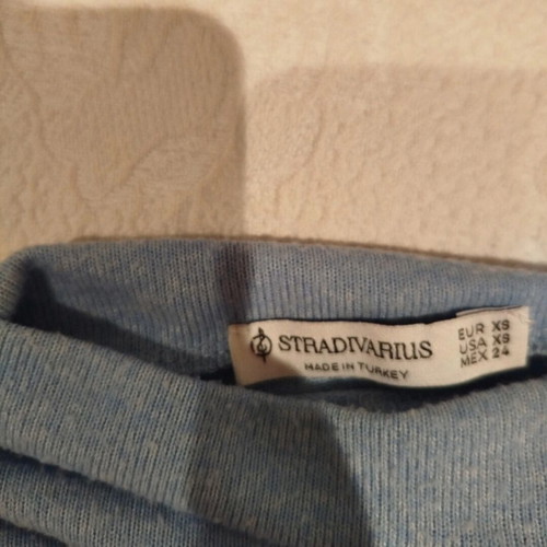 Stradivarius blue slim pullover like new with draped details