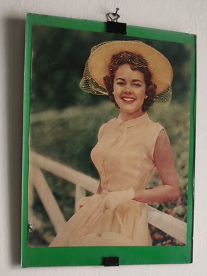 Vintage Κάδρο Clip Frame με Γυαλί και φωτογραφία Terry Moore δεκαετίας '50