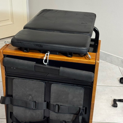 Joysong Home Gym Cube Rower like new with app connectivity