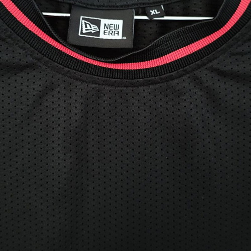 New Era Chicago Bulls shirt size XL