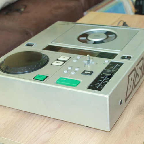 BST Cleving 156 DJ CD Player