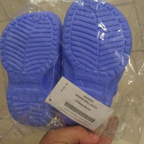 Slippers new, sizes 24-29, blue