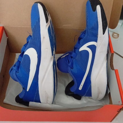Nike Star Runner 4 sneakers size 29, blue