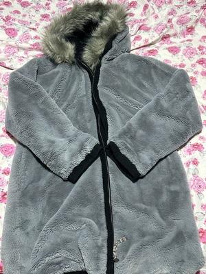Toi&Moi reversible fur coat large like new, black and gray