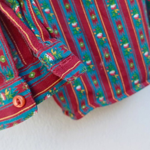 Girls' shirt Cacharel used, colorful, size 10 years