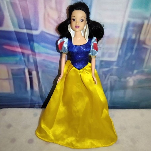Disney Princess Snow White doll, Simba Toys 1998