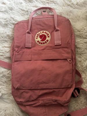 Fjällräven Kånken Classic backpack used, pink
