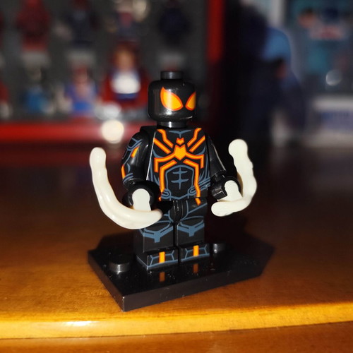Spider-Man Peter Parker Stealth Suit Big Time minifigure like new