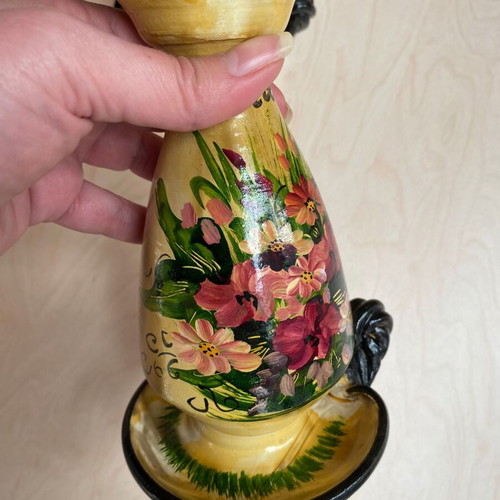 Set of 2 vintage ceramic vases with painted flowers like new