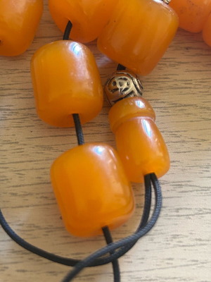 Κομπολόι μαστίχα παλαιάς κοπής μεταχειρισμένο με ασημένιο κομποκρύπτη