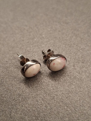 Stud earrings 925 silver with cinnabar stone new