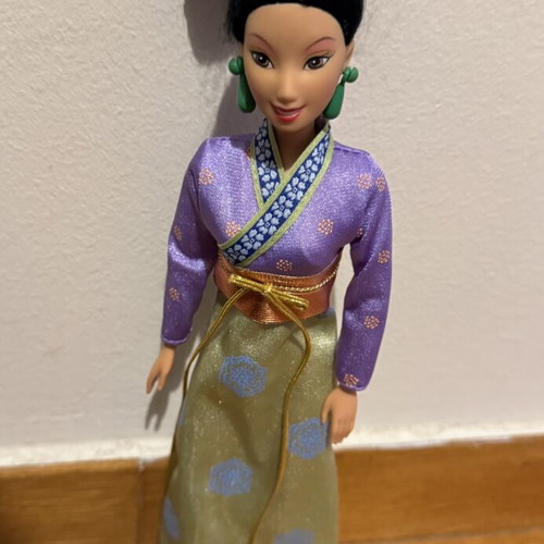 Mulan doll by Mattel used from the 90s