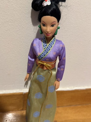 Mulan doll by Mattel used from the 90s
