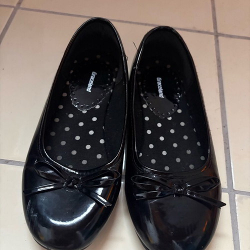 Graceland ballerinas size 31 black patent leather used