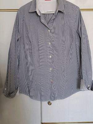 Striped shirt like new, size L, white and blue
