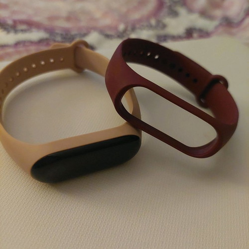 Xiaomi Mi Band 3 Activity Tracker with 2 Silicone Straps new
