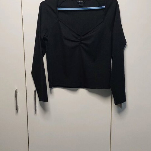 Monki short blouse black size M like new