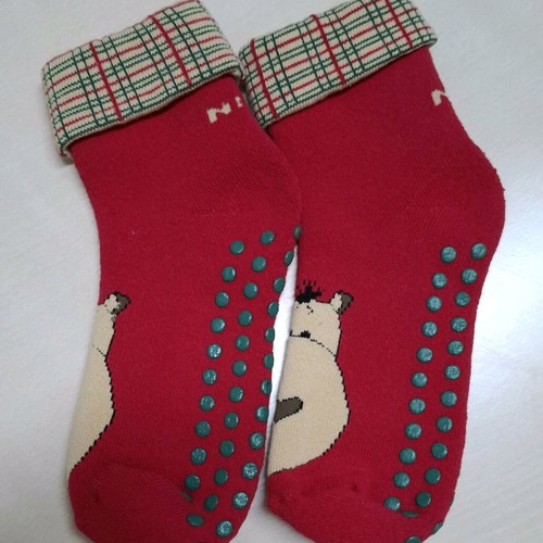 Nici slipper socks new, red and beige for size 37-39