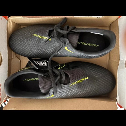 Nike Phantom Venom men's football boots, black, size 39