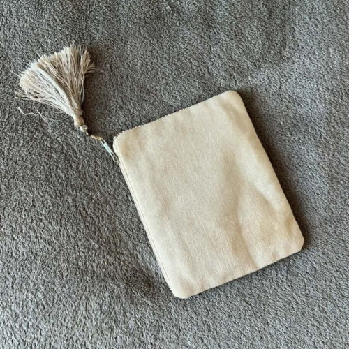 Vintage wallet with beads like new