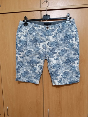 Shorts XXL colorful like new