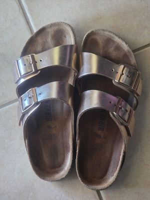 Birkenstock Arizona sandals used, size 36, rose gold copper