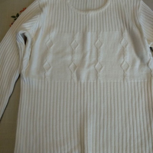 Women's blouses used, size Medium, pack of 3