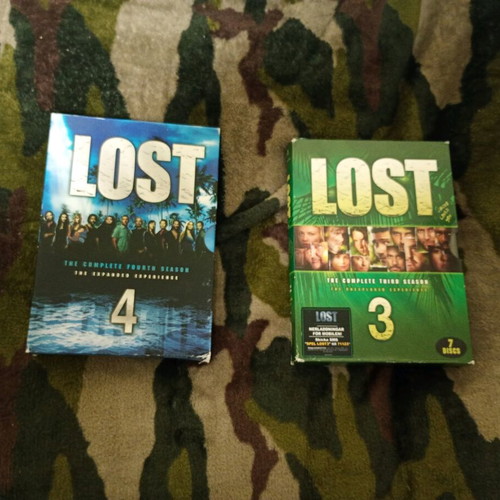Lost Season 3 and 4 DVD like new with subtitles