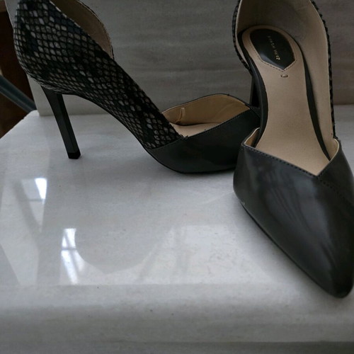 Women's shoes size 39 like new, worn once