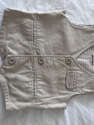 Orchestra vest for 3-year-old child like new, beige