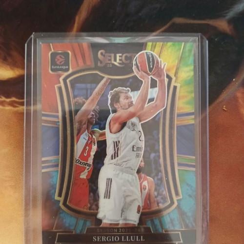 Sergio Llull Panini Select EuroLeague Premier Tie-Dye Prizm Card like new