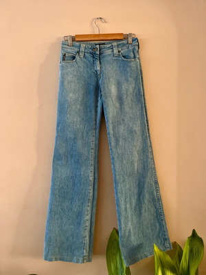 Дънки Armani Jeans в отлично състояние, размер S, синьо