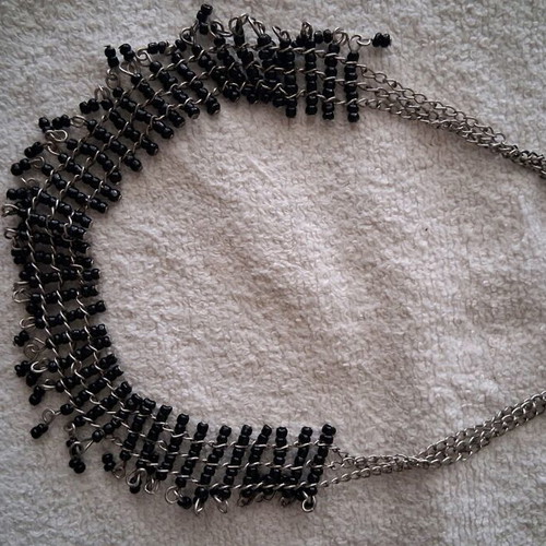 Necklace black, like new, slightly worn
