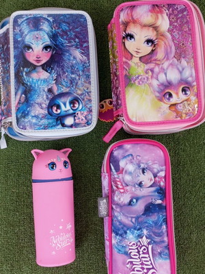Nebulous Stars pencil cases like new, set of 4 pieces