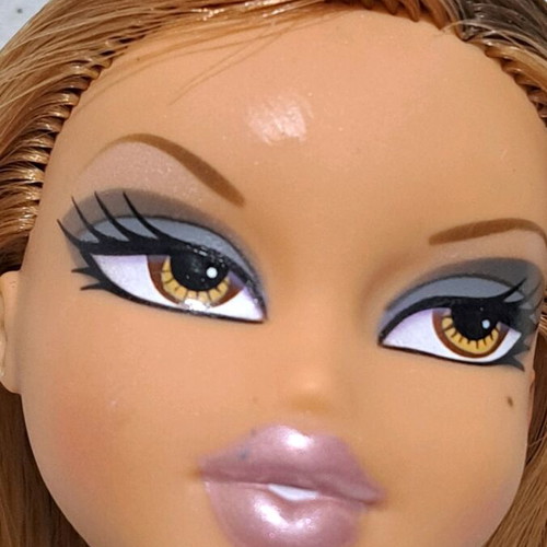 Bratz Magic Hair Yasmin used with flaws