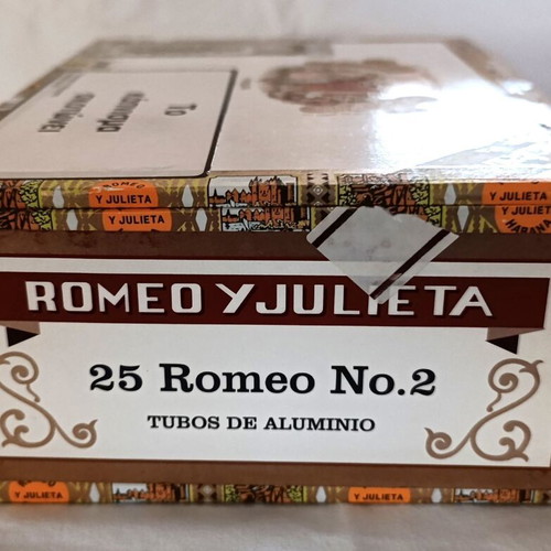Romeo y Julieta cigar box used, genuine Cuban SOU FEB 21