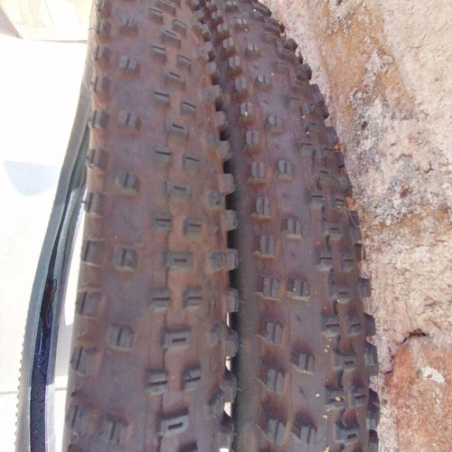27.5-inch tires new for mixed and off-road use, set of 2