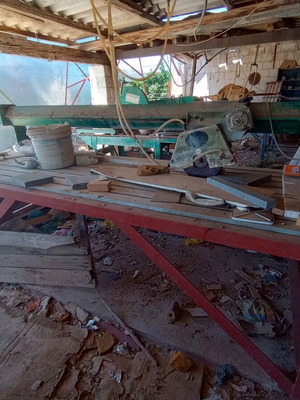 Table cutters used, fireplace workshop equipment