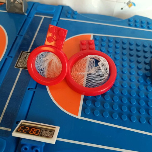 Mega Bloks Sports 2 Go Basketball Set like new, 75 pcs, with extra hoops