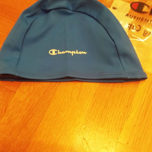 Champion Kids Swim Cap like new, blue