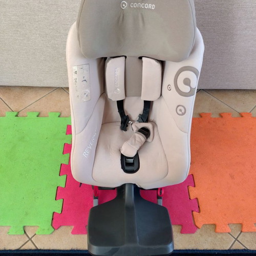 Concord Reverso i-Size 0-18 kg car seat used, Beige