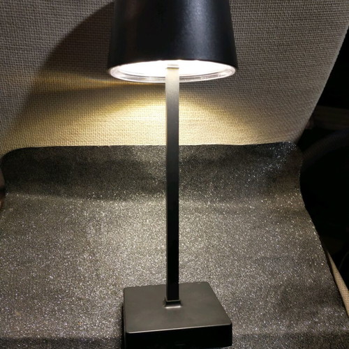 Table lamp black LED used, 30 cm, working