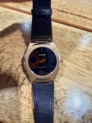 D1 Milano Ultra Thin 40 mm watch like new, black and rose gold