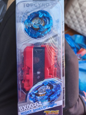 Beyblade Night Shield 3-80N like new