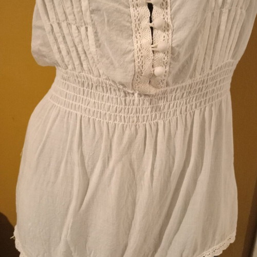 Kai Ya sleeveless blouse M 100% cotton new, white