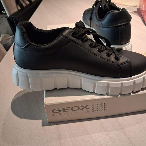 Axel women's sneakers size 37, black with white chunky sole