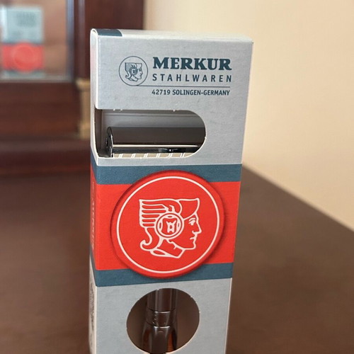 Merkur 500c Chrome/Bright Progress Adjustable Safety Razor like new