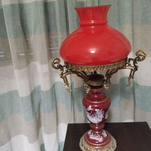 Table lamp with double glass
